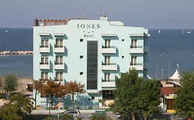 Hotel Iones